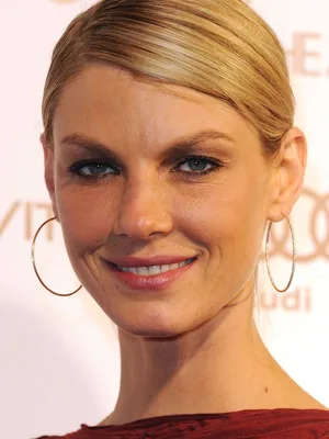 Angela Lindvall