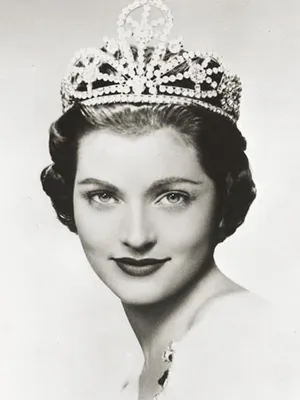 Lee Meriwether