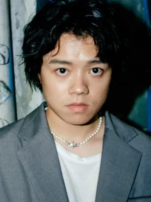 Chun Hong