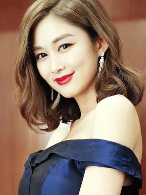 Eliza Sam