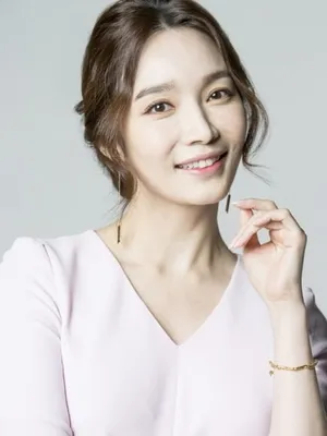 Lee Min-young