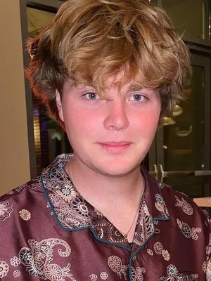 Alex Warren