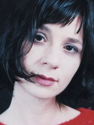 Eszter Balint