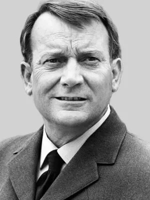 Denholm Elliott