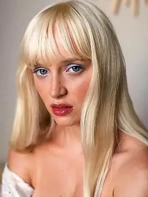Karina Kolokolchykova
