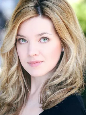 Evie Wray