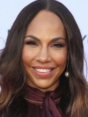 Amanda Brugel