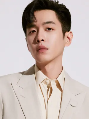 Zhang Ruoyun
