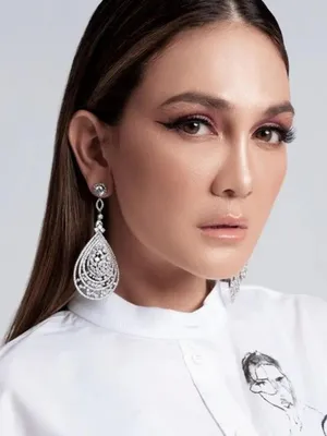 Luna Maya