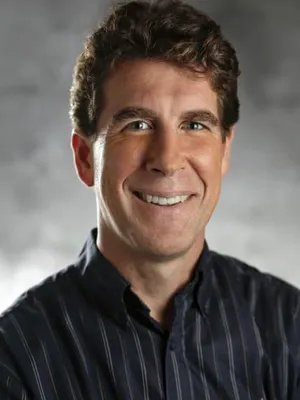 Cinco Paul