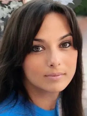 Ana Esther Alborg