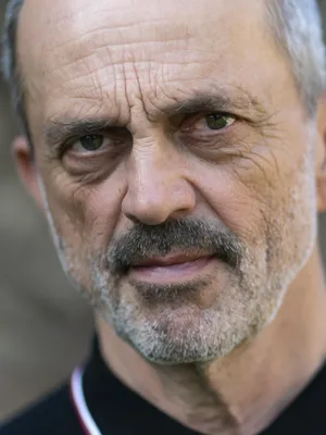Jacek Koman