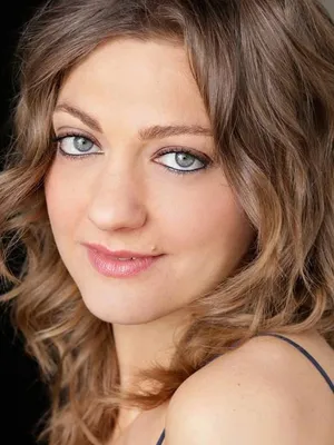Mageina Tovah