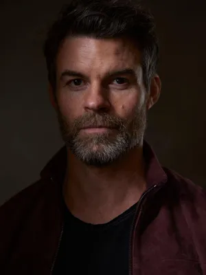 Daniel Gillies