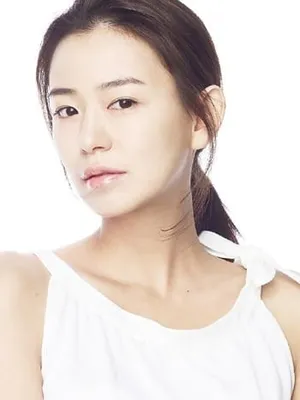 Shim Yi Young
