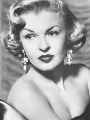 Peggy Knudsen