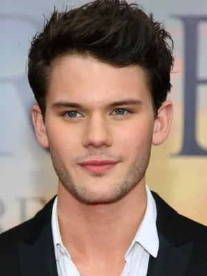 Jeremy Irvine