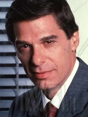 Arthur Taxier