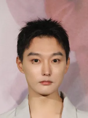 Li Zhuoyang