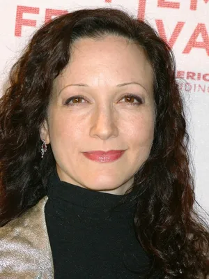Bebe Neuwirth