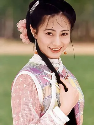 Miki Lee