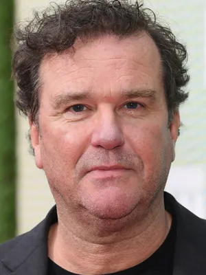 Douglas Hodge
