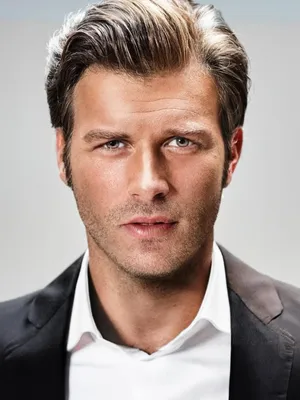 Kıvanç Tatlıtuğ
