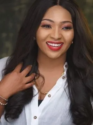 Lilian Esoro
