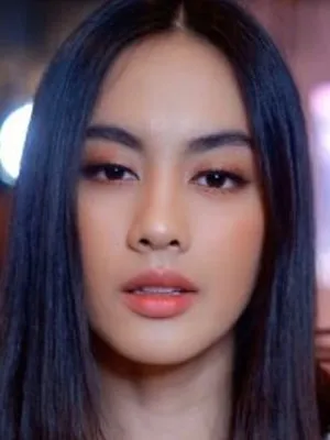 Areeya Pholphutrakul