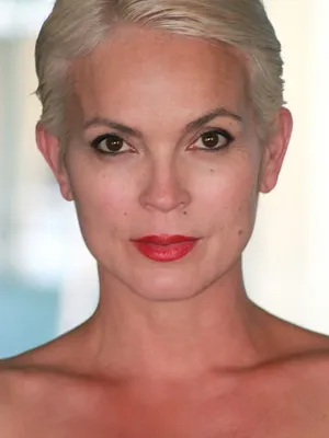 Elizabeth Gracen