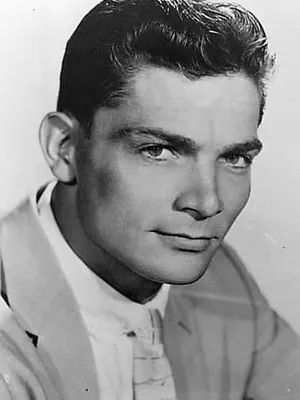Larry Pennell