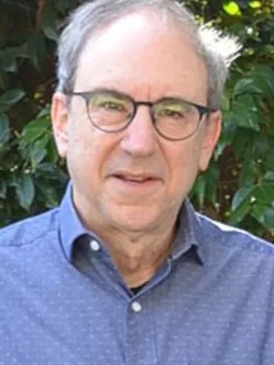 Lowell Ganz