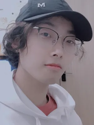 Xinran Yang