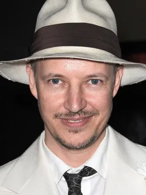 Tom Six