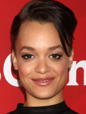 Britne Oldford