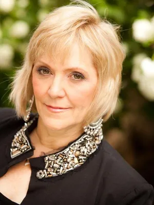 Denise Wall