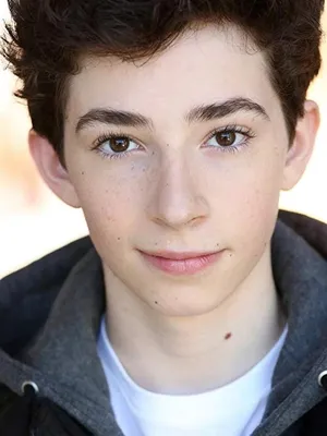 Joshua Carlon