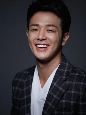 Lee Young-hoon