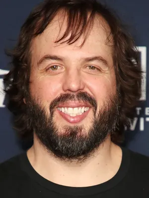 Angus Sampson