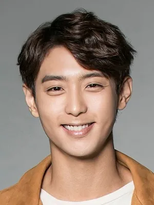 Hyun Woo