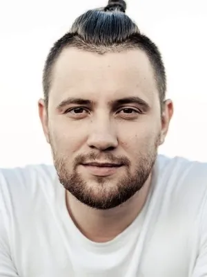 Stanislav Kapralov