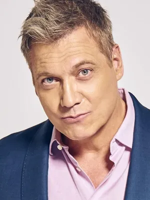 Holt McCallany