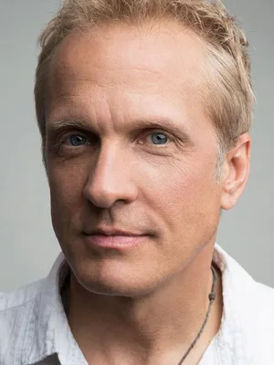 Patrick Fabian
