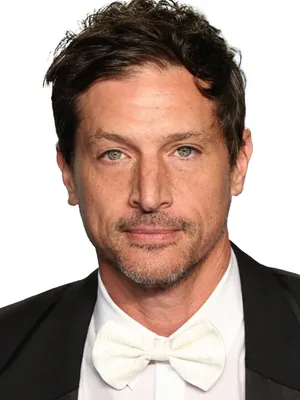 Simon Rex