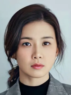 Lee Bo-young
