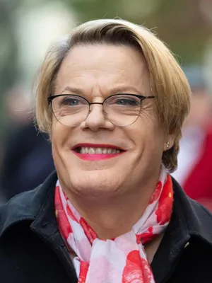 Eddie Izzard