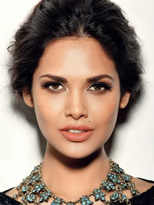 Esha Gupta