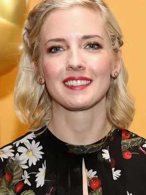 Katie Dippold