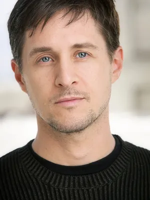 Yuri Lowenthal
