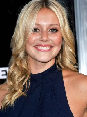 Julianna Guill